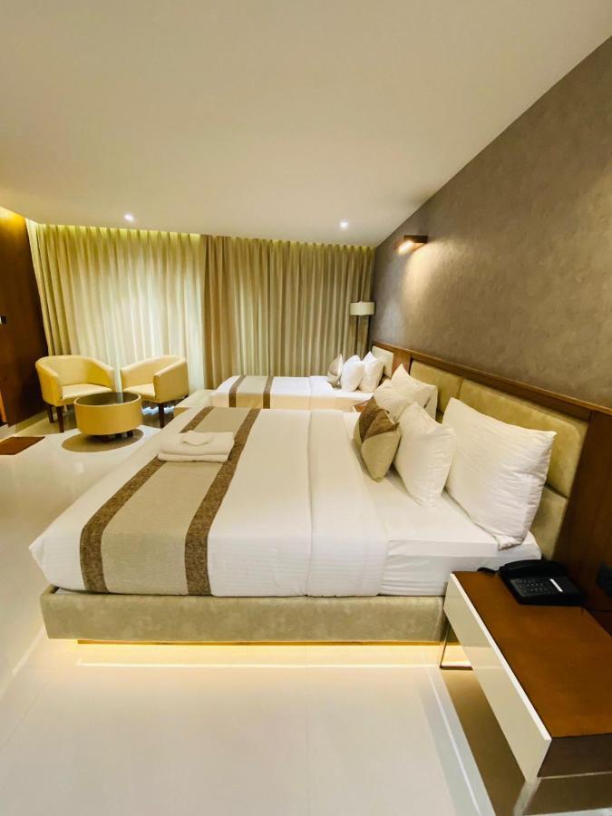 Royal Plaza Suites By Rak Rooms, Mangaluru ภายนอก รูปภาพ