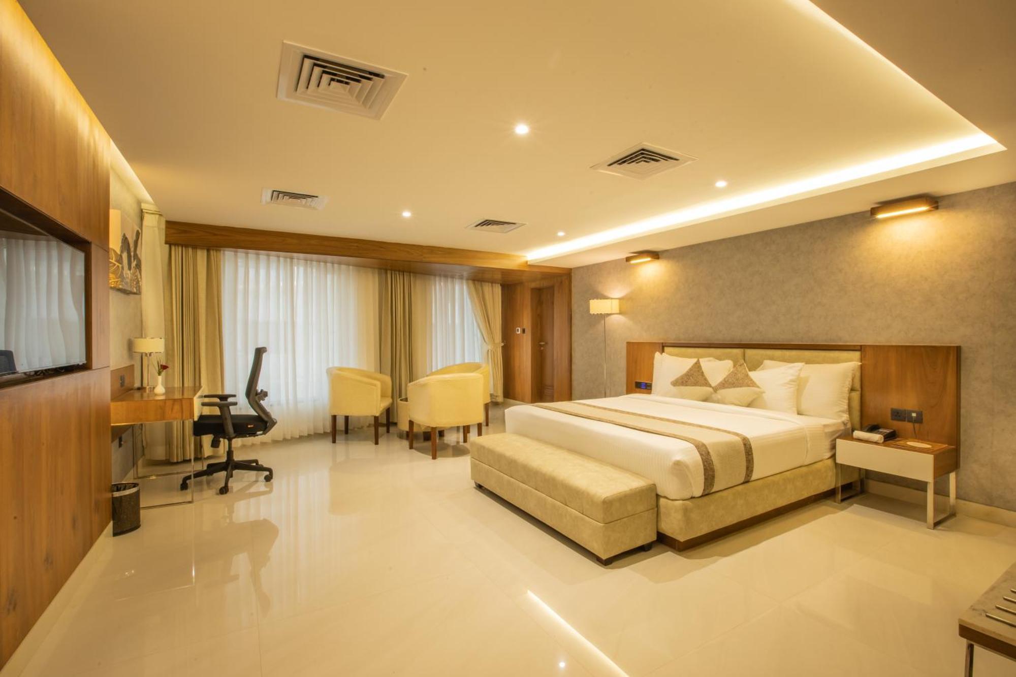 Royal Plaza Suites By Rak Rooms, Mangaluru ภายนอก รูปภาพ